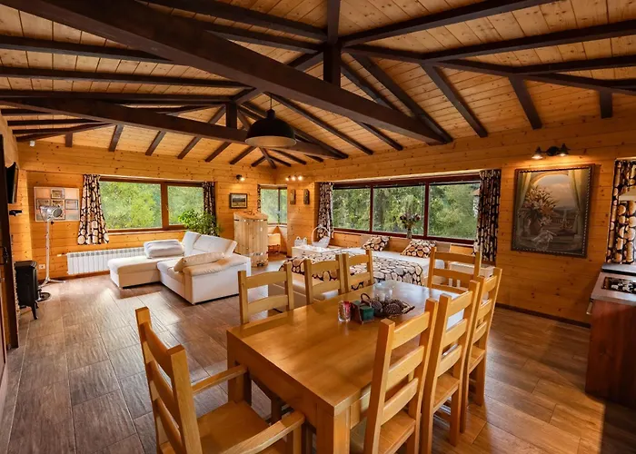 Abies Alba شقة Yarema