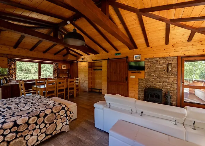 Abies Alba شقة Yarema